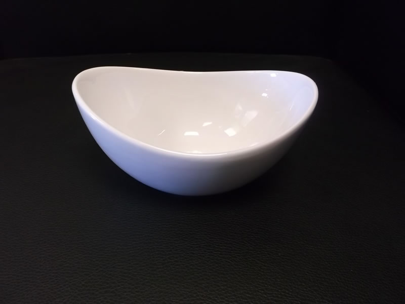 6" OVAL WHITE DECO BOWL (6"L x 4.5"W X 3"H)