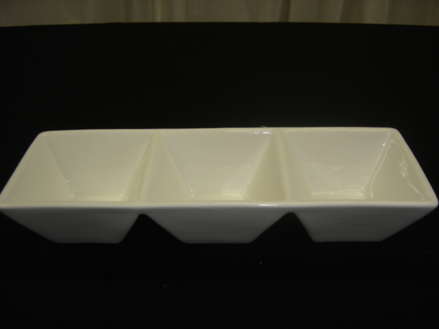 SONOMA TRIO WHITE BOWL 9" x 3"