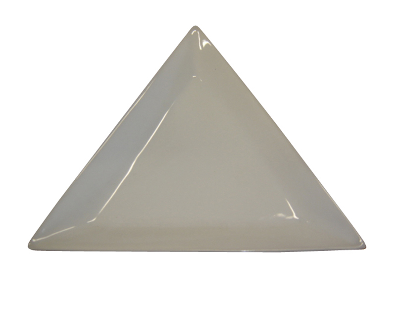 6" TRIANGULAR WHITE PLATE